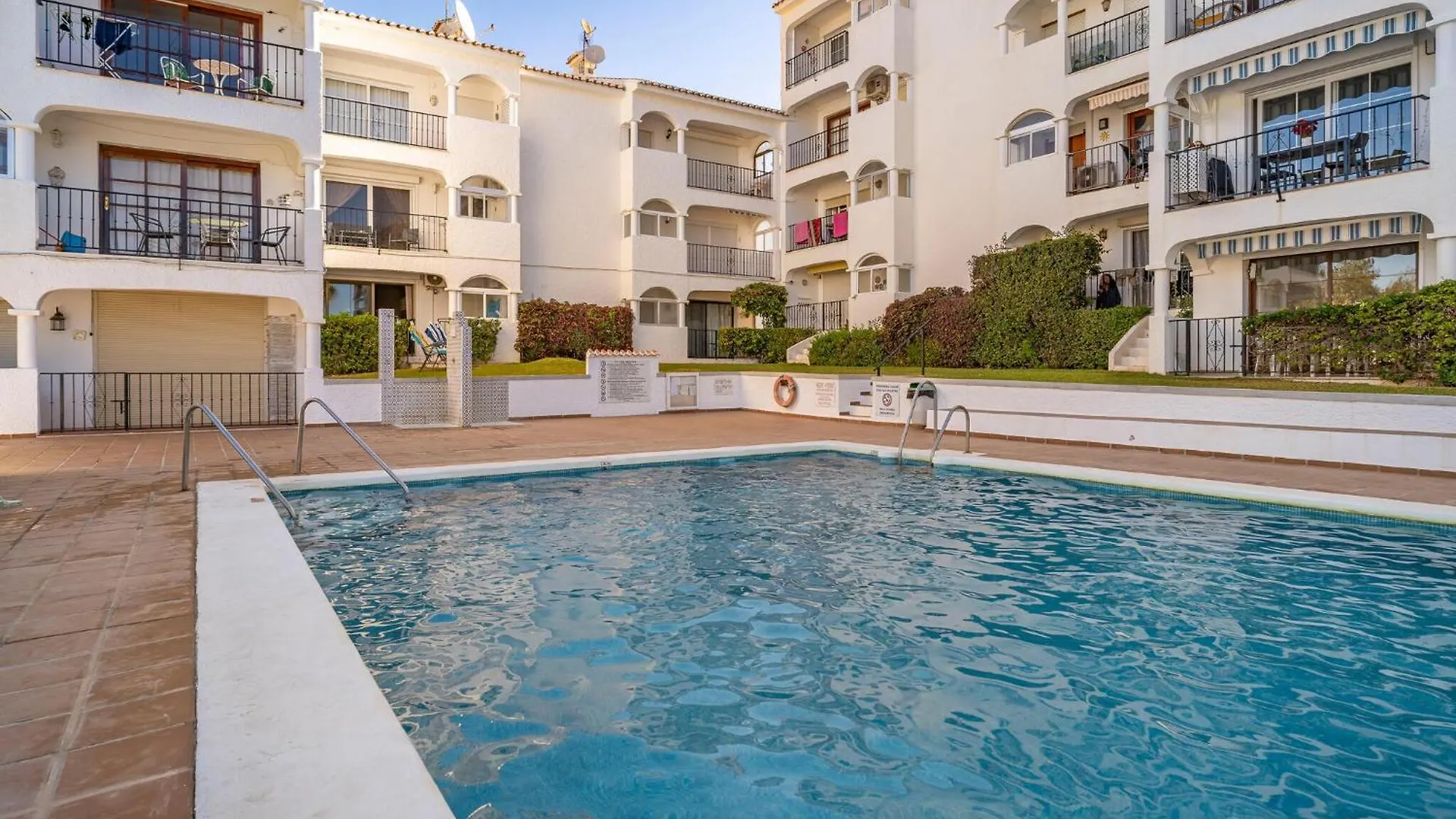 2 Bedroom Pet Friendly Home In Mijas Spain