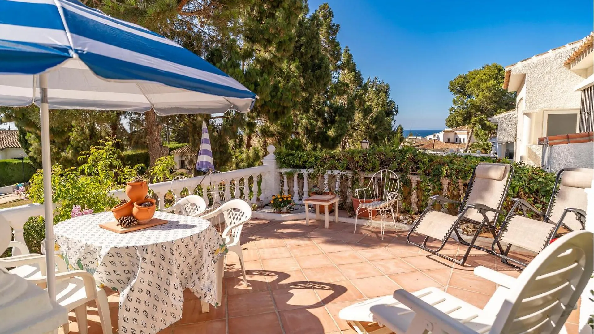 2 Bedroom Pet Friendly Home In Mijas 0*,